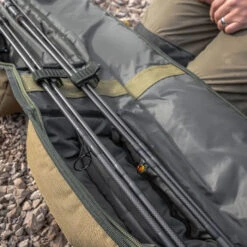 Korum Transition Opportunist 2 Rod Fishing Holdall 135cm 6 Korum Transition Opportunist 2 Rod Fishing Holdall 135cm -Fishing Equipment Store korum transition opportunist 2 rod fishing holdall 135cm carp barbel luggage misc willy worms 971