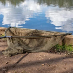Trakker Sanctuary T3 Landing Net 16 Trakker Sanctuary T3 Landing Net -Fishing Equipment Store trakker sanctuary t3 landing net carp barbel accessories fish care handles luggage willy worms 220